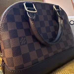 Louis Vuitton Damier Ébène Alma BB.